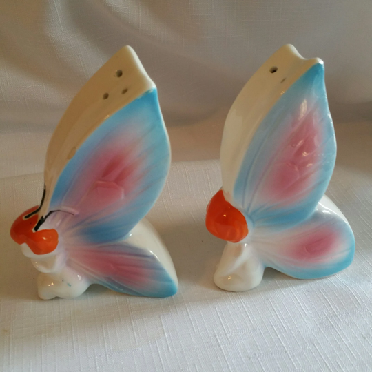 2 Piece Blue/Pink Butterfly Salt & Pepper Shakers