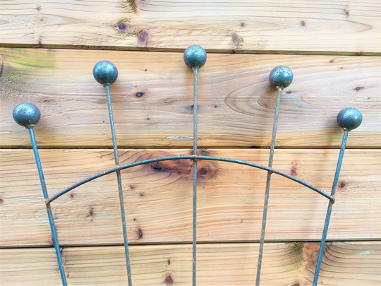 Trellis Plant Support - Fan Shape Metal Garden Planters Stakes Rusty Decoration Gardening Gift