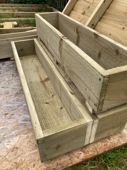 90cm Rustic Tanalised Wooden Patio Planter Window Box Timber Trough Garden Flower Tub Handmade