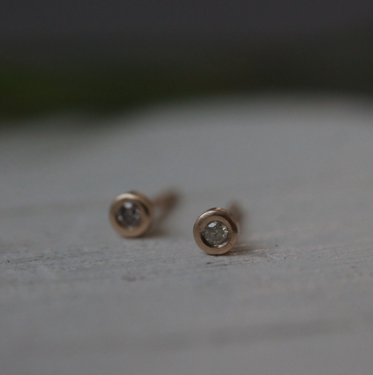 Gold Diamond Circle Studs - Tiny 3mm Solid Gold Round Stud Earrings With Salt & Pepper Diamonds in 9Ct Or 18Ct Yellow, Rose White