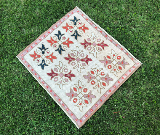 Turkish Mat Rug, Square Oushak Vintage Bath Tiny Oriental Boho Door Mat, Teen Room Patio Small Rug 2'8