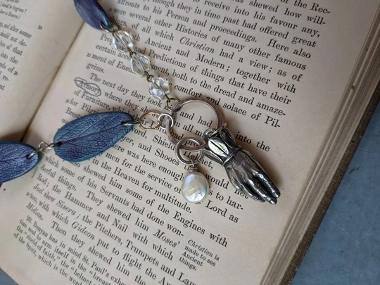 Hand & Heart Sage Leaf Necklace Earrings Set