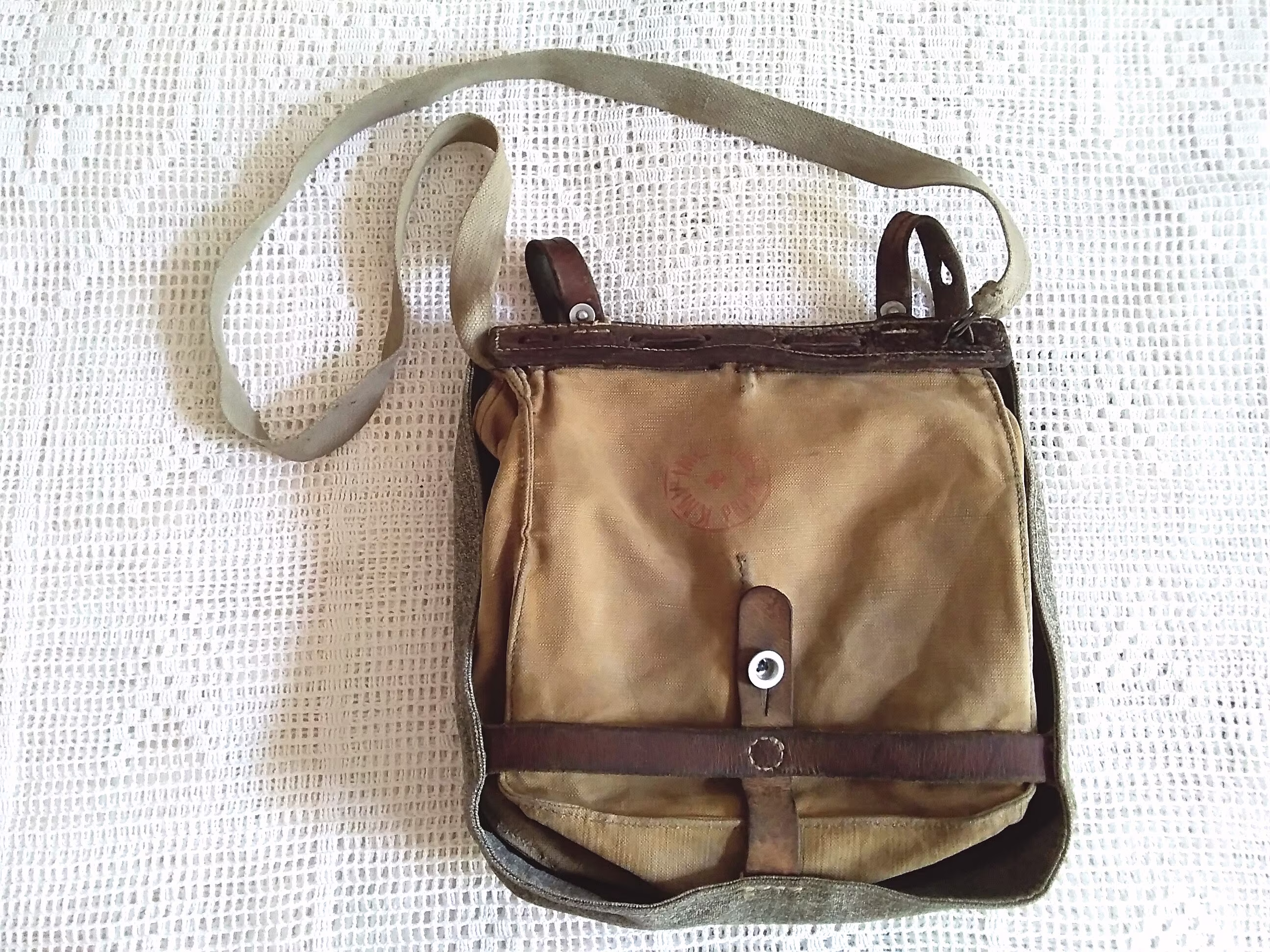 World War 2 Doctor Bag Red Cross Genuine Leather & Textile Fabric First Aid Mid Century Collectible Military Medicine Beringen