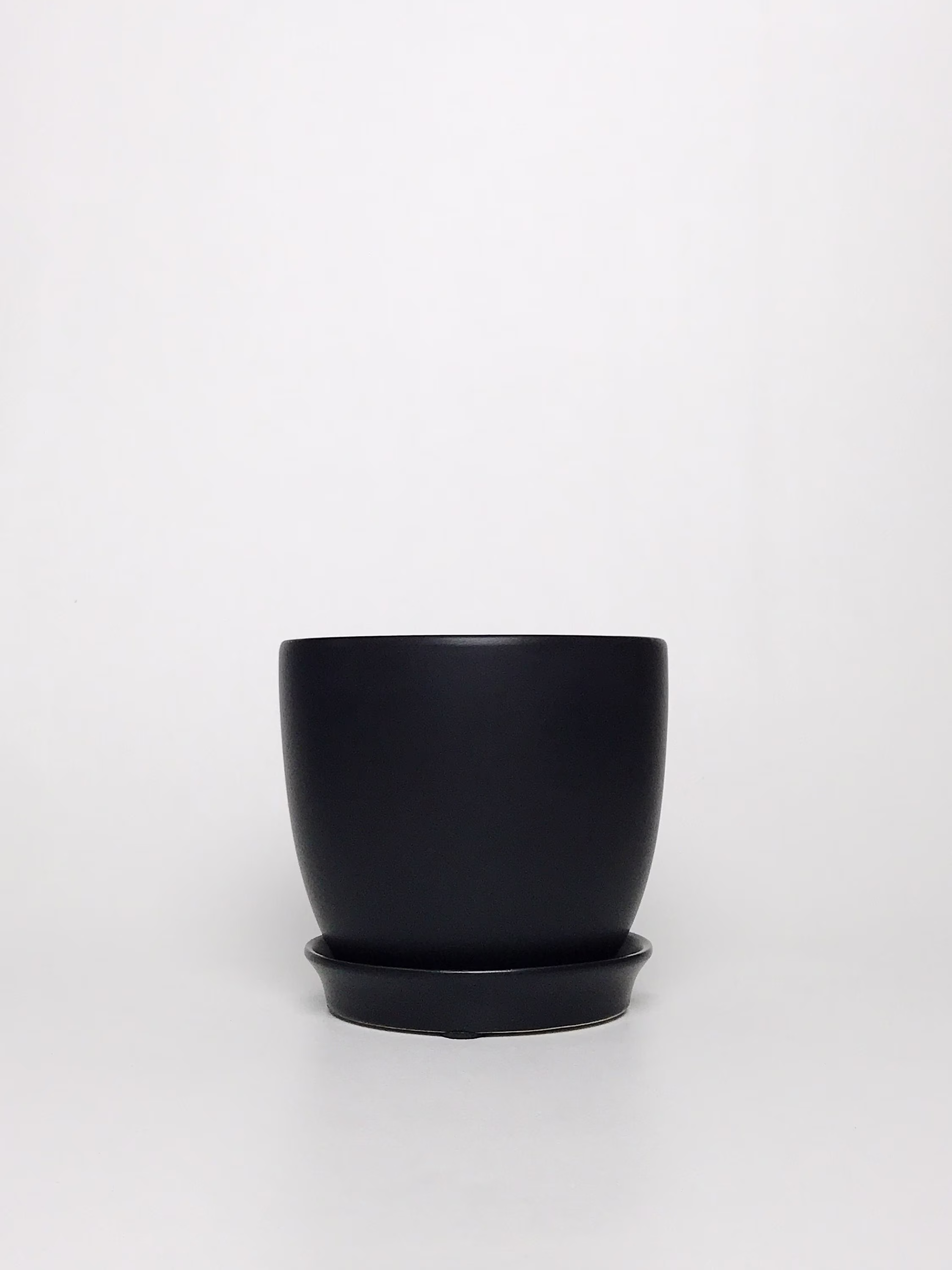 Matte Black Planter with Attached Drain Dish
