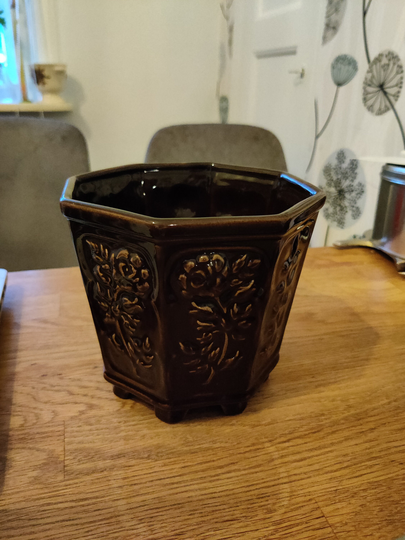 Scandinavian Ceramic Flowerpot - Guldkroken Hjo Sweden