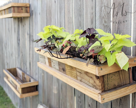Vertical Wood Planter Box, Summer Family, Hanging Gardening Planter, Gardening, Wall Garden Window Box