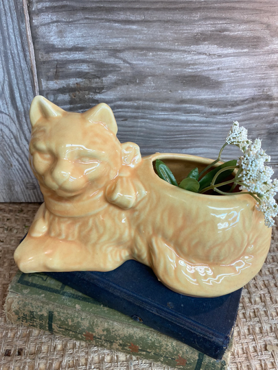 Vintage Shawnee Cat Planter