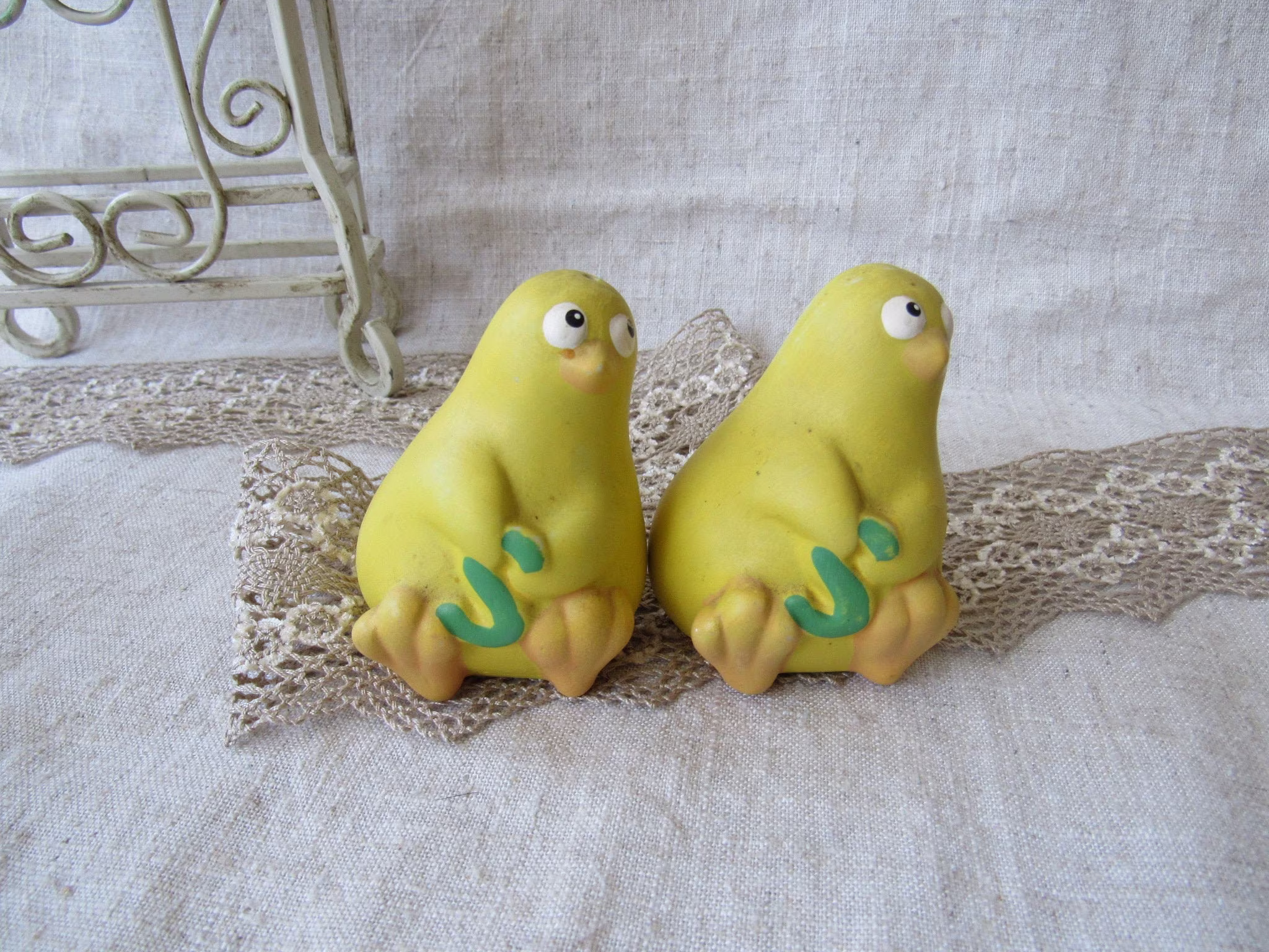Vintage Chicken Salt & Pepper Shaker, Pair Of Cozy Chickens, Bright Yellow Ceramic Birds
