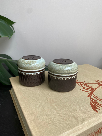 Denby Rondo Salt & Pepper Shakers/Tableware Sonnet Stoneware Vintage England