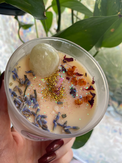 Abundance Ritual Candle - With Citine Crystal Soy Wax, Vegan