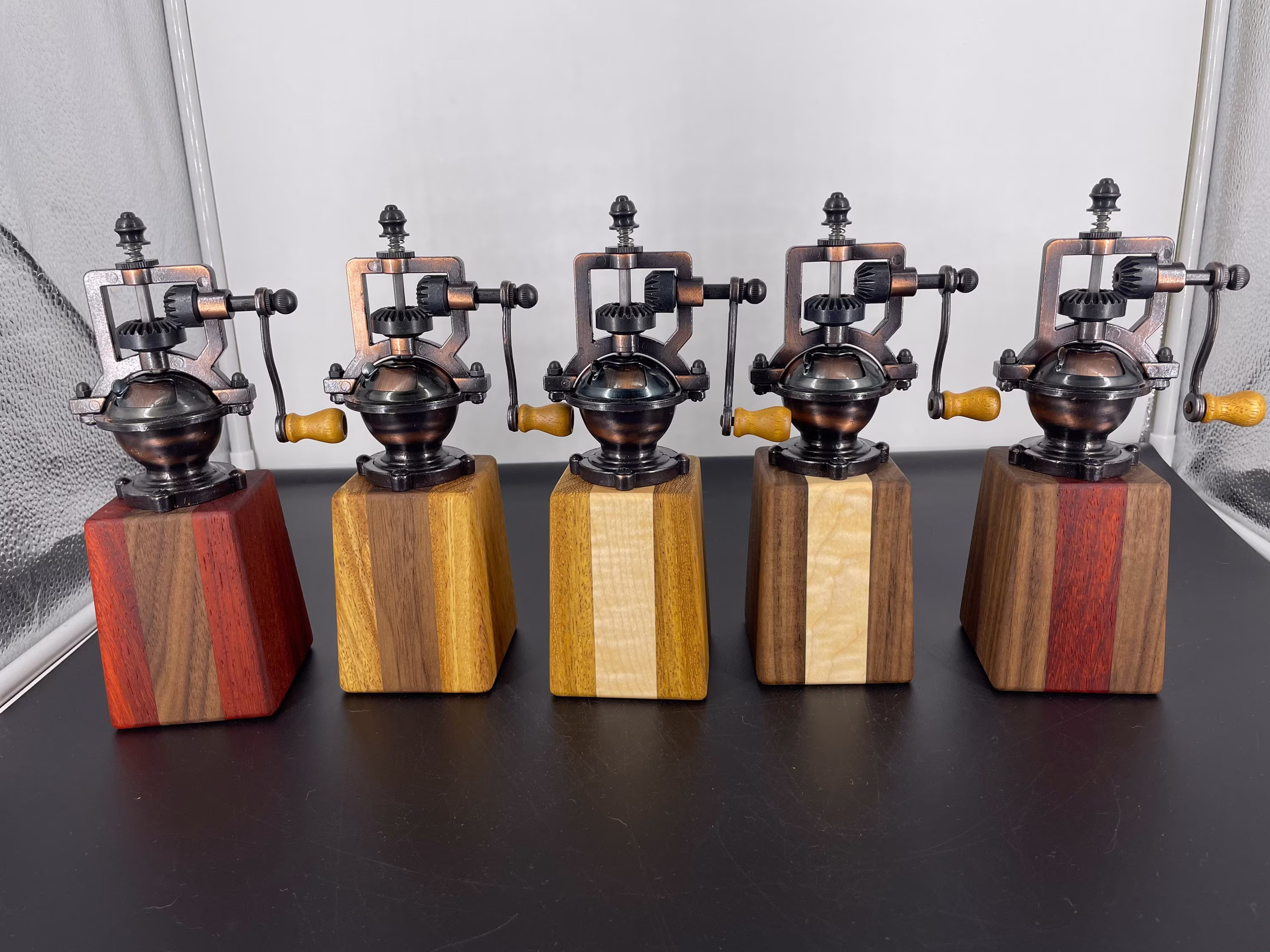 Salt & Pepper Grinders, Pepper Mill, Wooden Wood Shakers, Grinder