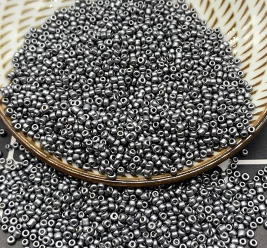 Appx 900 2mm Seed Beads Glass Gray Loose Spacer Round Tiny Diy Jewelry Making