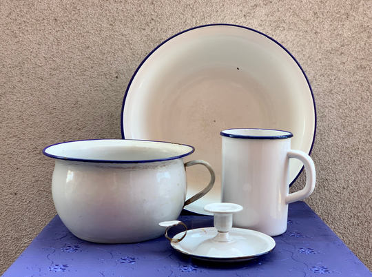 Set Of 4 Enamel Flower Pot Candle Holder Bowl Cup Shabby Chic, Enamelware Chamberstick Garden Plant