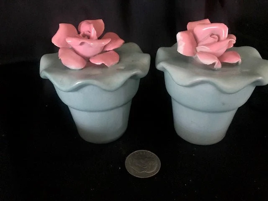 Vintage Hand Painted Blue Ceramic Flower Pot Pink Roses Salt Pepper Shakers