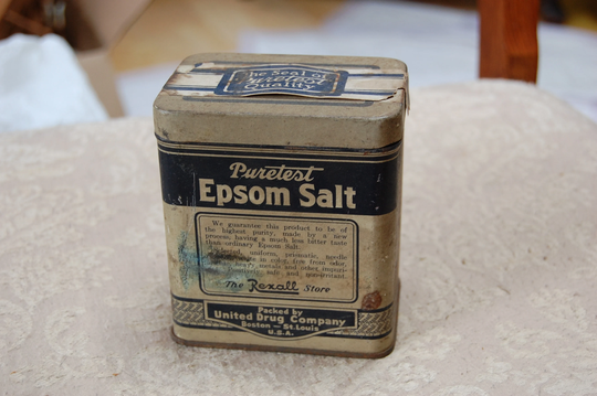 Puretest Epsom Salt Tin 16 Oz. Paper Label Intact - Farmhouse Bathroom Decor Metal Midcentury Medical Retro