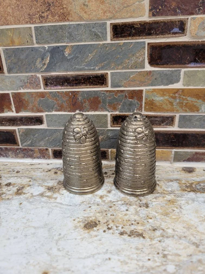 Vintage Beehive Shakers, Bee Salt Pepper, Metal