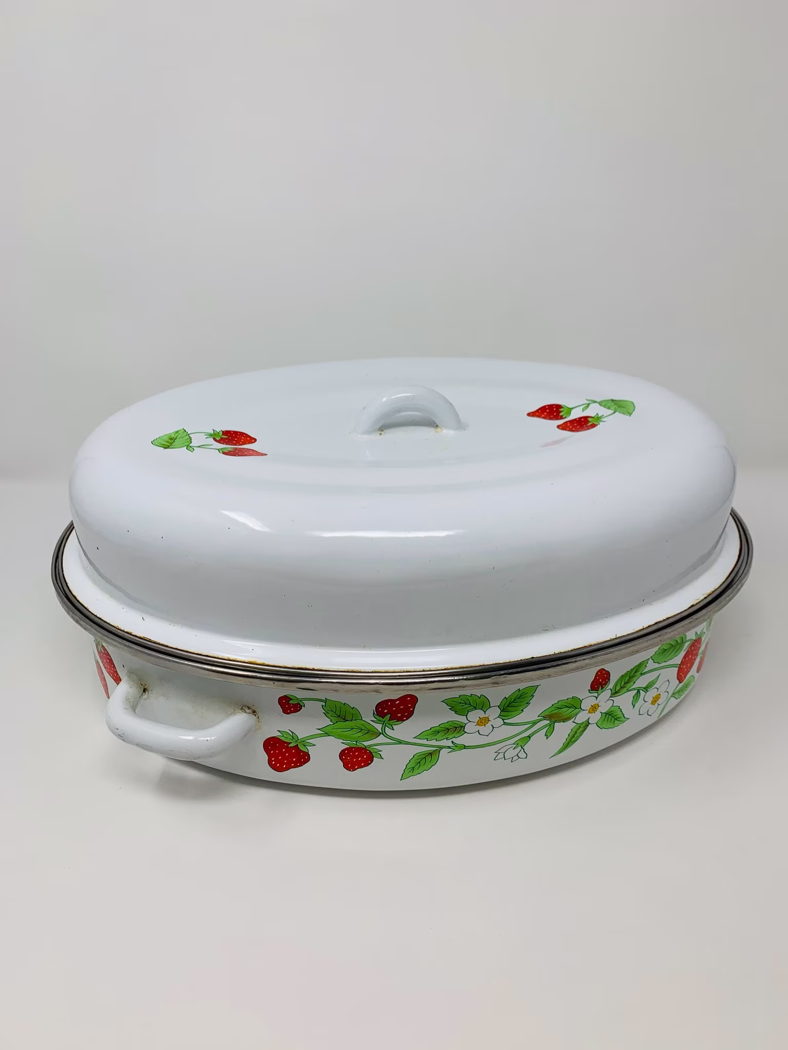strawberry Enamel Roaster - Vintage Roasting Pan Fruit Motif Enamelware Oval Garden Planter Baking