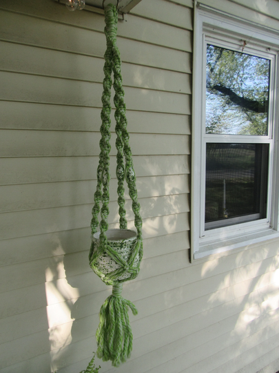 1970 Handmade Green White Macrame Plant Hanger With Planter Pot & Matching Beads 55 In