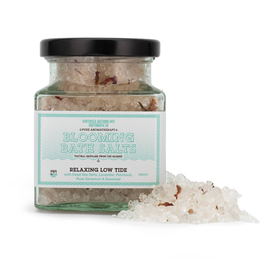 Relaxing Blooming Bath Salts With Seaweed