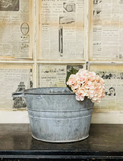 Vintage Galvanised Planter/Drinks Cooler/Water Feature/Pond/Bath