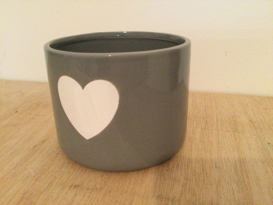 Grey Ceramic 10 cm Pot With White Heart Decoration