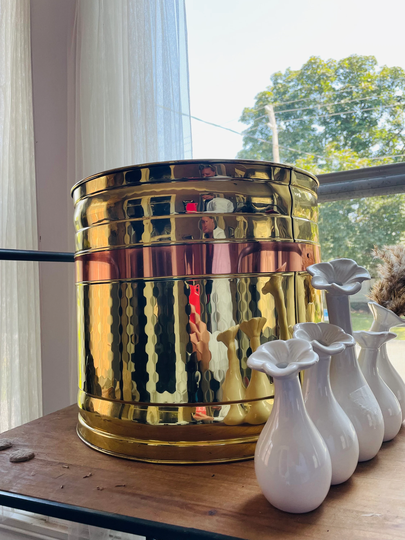 Large Brass Duo-Toned Pot/Brass Cauldron Footless