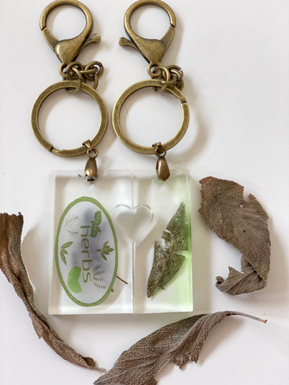Resin Epoxy Herbal Keychains, Gift For Friends, Vegan Keychains