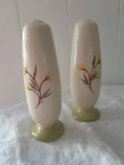 Vintage 1960S Salt & Pepper Shakers