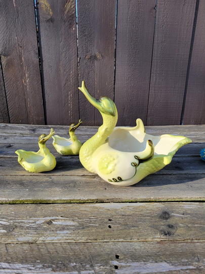 Vintage Hull Duck? Planters, Set Of 3 Swan? Mother & Babies, Unique Strange & Funky Little Mcm Creatures, Kitschy