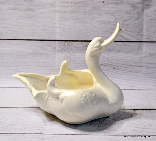 Vintage Hull Swan Planter Creamy White Swimming Bird Mid Century Pottery Mold 23 Whimsical Home Decor Panchosporch