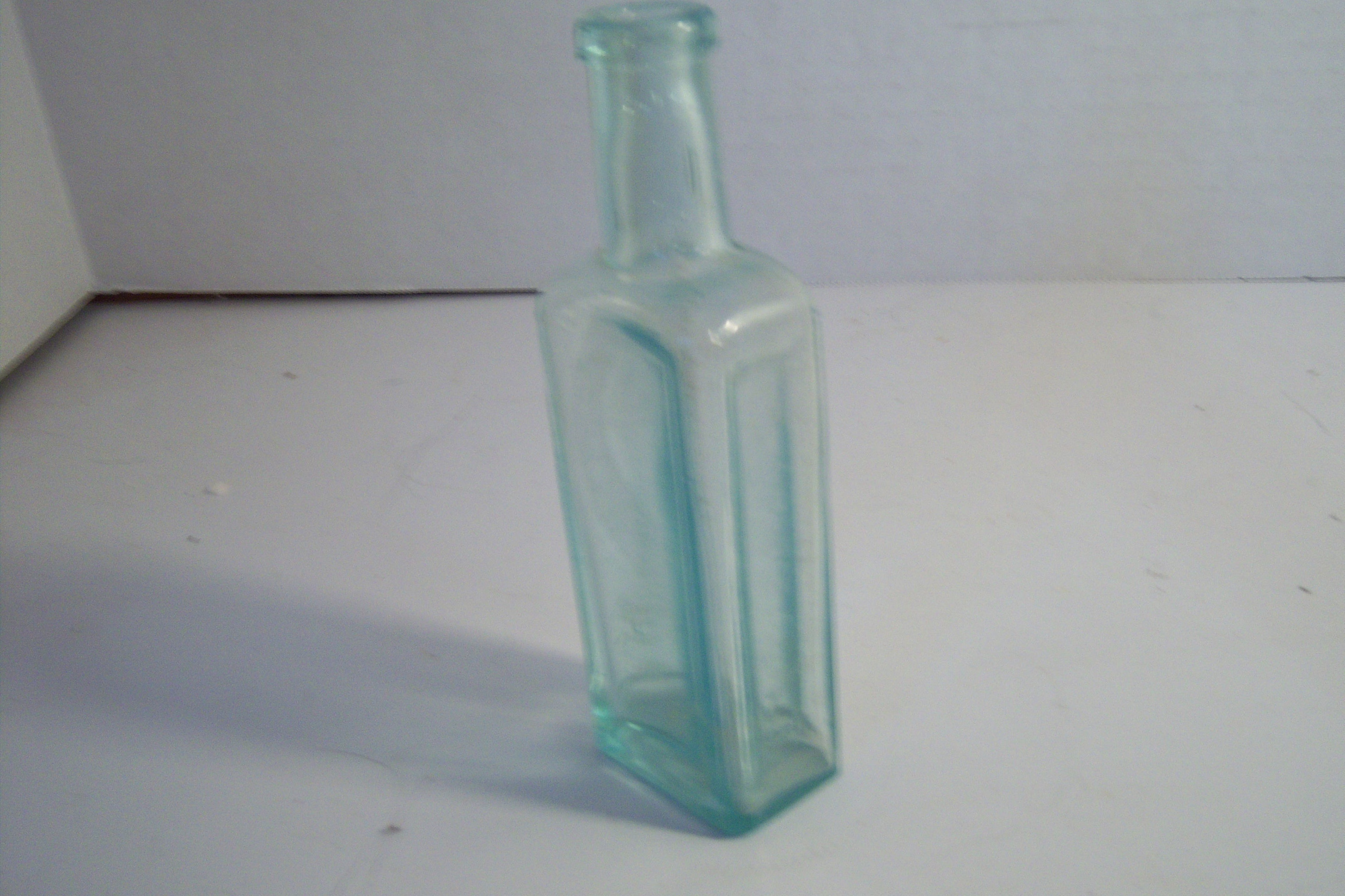 1890's Dr Picault Montreal 5 1/8 Inch Tall Aqua Medicine Pharmacy Druggist Bottle