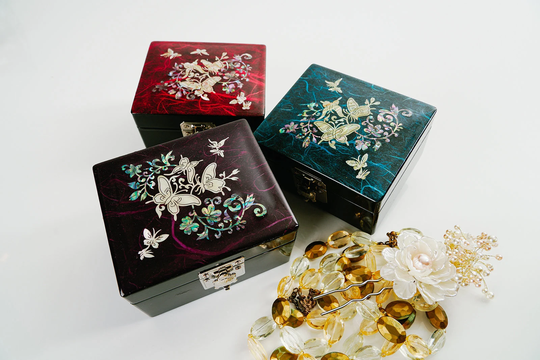 3 Colors February Mountain Mother Of Pearl Mini Butterfly Jewelry Box With Hinged Lid-Decorative Wooden Storage Trinket Gifts For Women