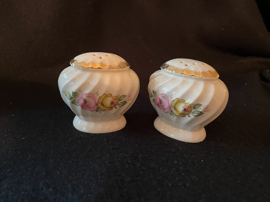 Lovely, Vintage, White With Gold Accents, Pink/Yellow Roses, Salt & Pepper Shakers