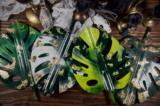Monstera Propagation Station, Green Resin Leaf Decor, Hanging Station