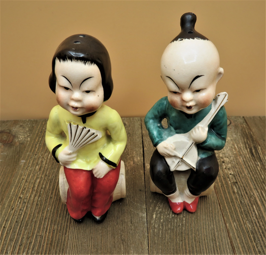 Oriental Chinese Man Woman Sitting Salt & Pepper Shakers