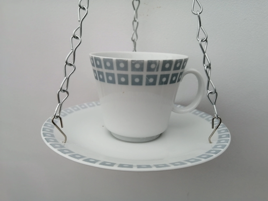 Lovely Retro Bavaria Schirnding Ceramic Indoor/Outdoor Hanging Basket/Planter in Olive Green Tones. Made From Vintage Teacup & Saucer