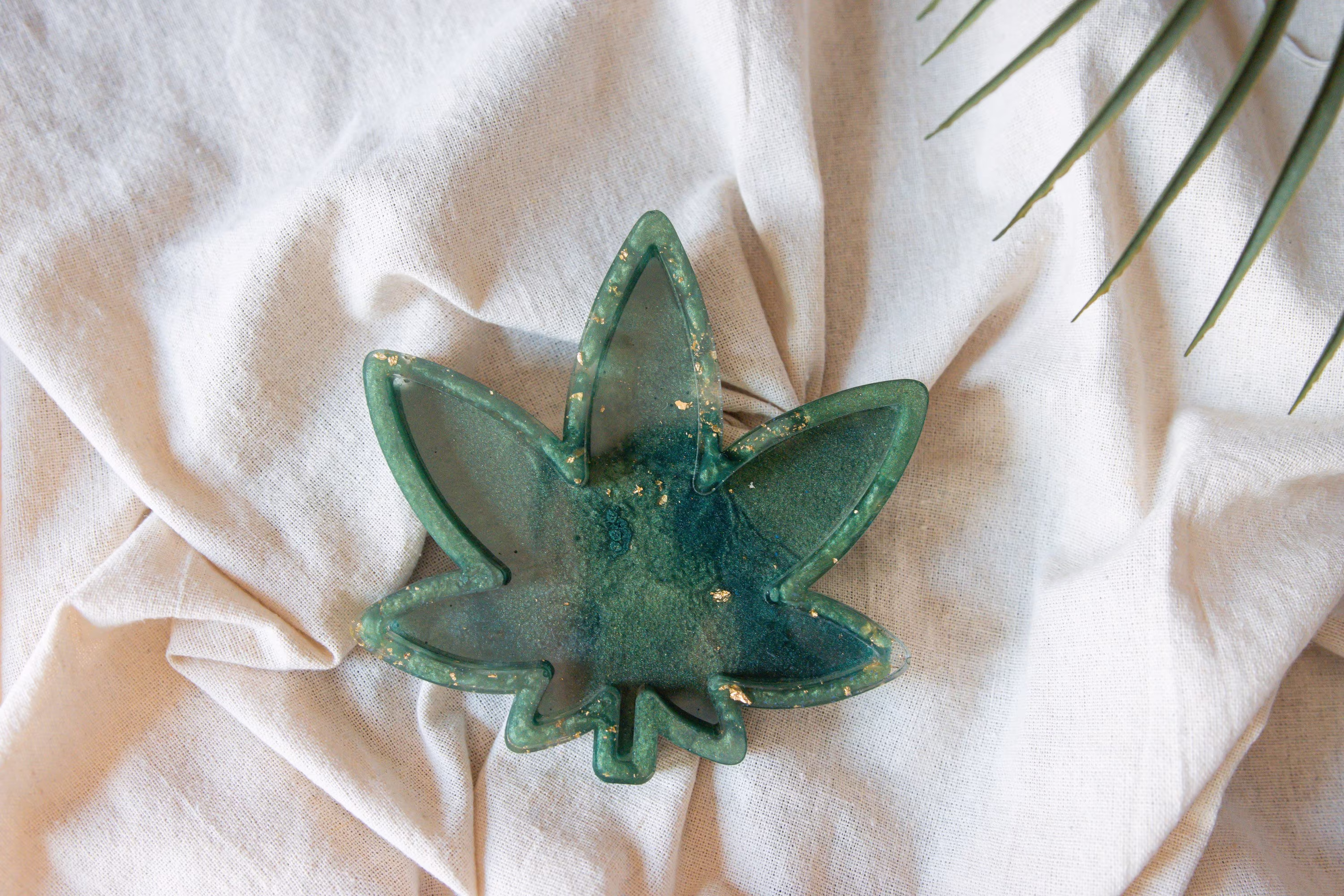 Mini Herb Leaf Rolling Tray, Resin, Custom Tray
