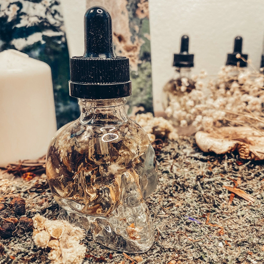 Ancestral Connection Offering & Ritual Oil Flowers On The Grave 30Ml