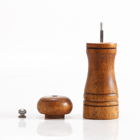 Salt and Pepper Mills, Seasoning Mill, Durable and Adjustable Ceramic Grinder, Acacia Wood, 2pcs Height(5*5*14.5cm)