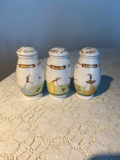 Beautiful Vintage Hand Made Set Of 3 Containers With Lid For Herbs
