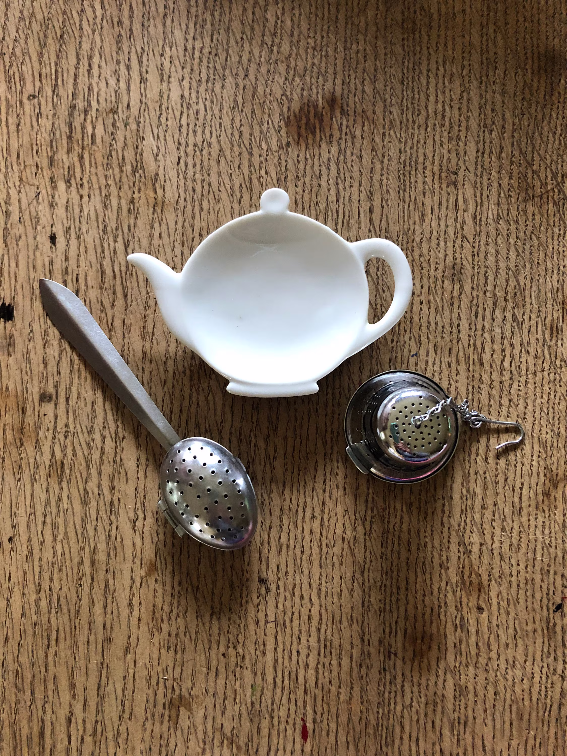Vintage Tea Gadgets Loose Spoon Bell Shaped Ball Bag Dish