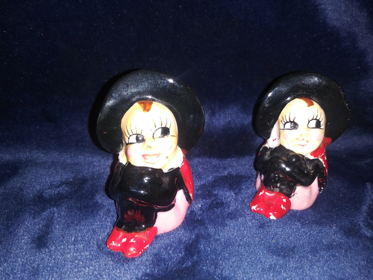 Vintage Witchy Lady Bug Salt & Pepper Shakers-Ask To Bundle Items For Refund On Shipping Overages