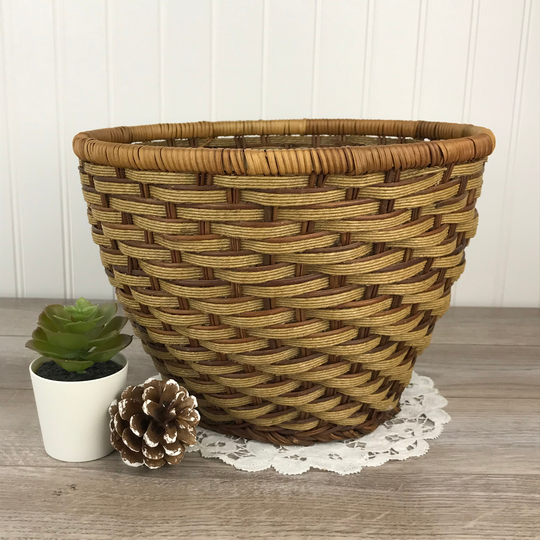 Vintage Natural Wicker Planter, Pot Holder, Indoor Boho Chic Waste Basket Bin, Trash Can, Decor, Gardening