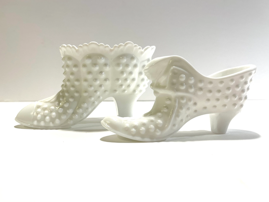 Vintage 1970S Pair Of Milk Glass Hobnail Shoes By Fenton - Includes Cat Head, Collectible Shoe & Open Candy Dish