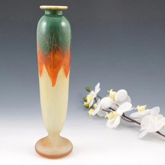 Schneider Feuilles D'oseille Vase C1920
