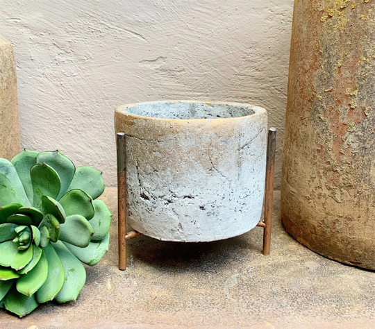 White Gold Krizz Pot, Cement Planter Pot Cover On Brass Legs Tripod Stand, Indoor Concrete Planter, House Plant Cactus S
