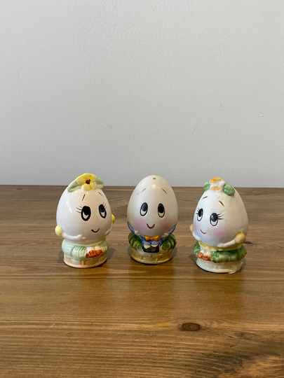 Vintage Humpy Dumpty Salt & Pepper Shakers With Extra