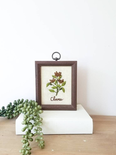 Cloves Needlepoint Frame