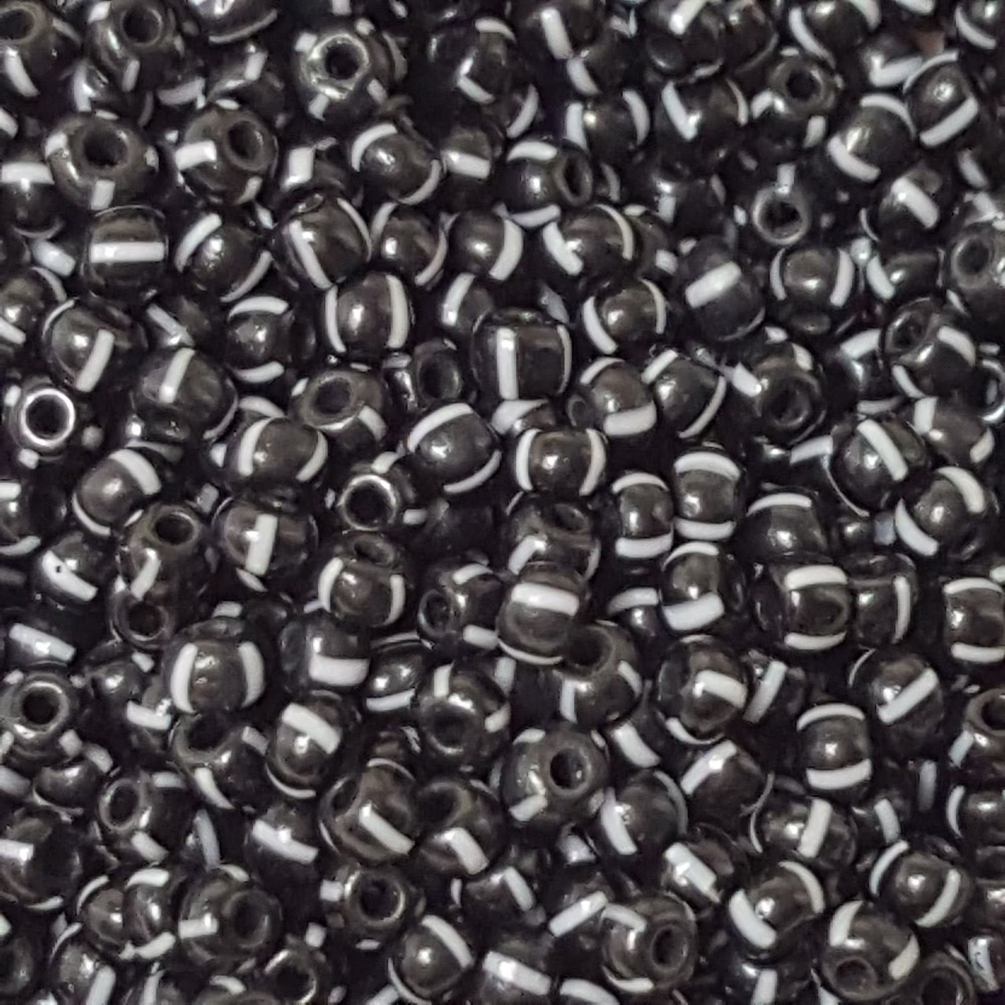 8/0 Czech Preciosa Glass Stripe Seed Beads, Black/White | Col 23300 - 20 Grams