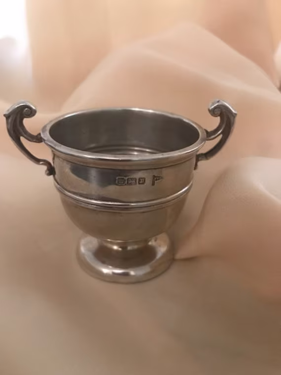 Rare Walker & Hall Sheffield 1900's Hallmarked Antique Silver Salt Cellar